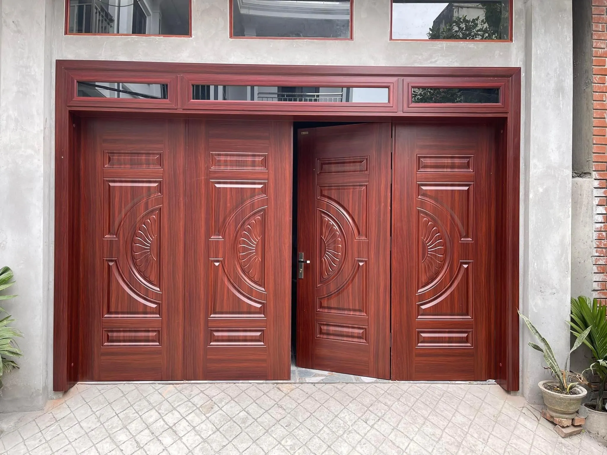 Ứng Dụng Của Cửa Thép Vân Gỗ